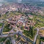 poza Cetatea Alba Carolina - simbolul orașului Alba Iulia